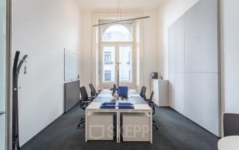 Hohe Decken in den Privatbüros zur Miete in Wien Innere Stadt