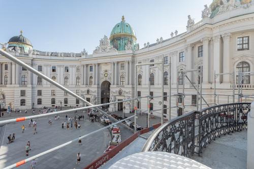 Prestigious neighbourhood of the office building in the first district in Vienna