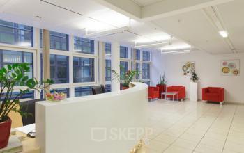 Schöne Rezeption im Business Center in Wien