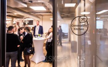 fully equipped kitchen in the business center in Vienna, Alsergrund