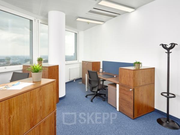 bright office space for rent in Vienna, Floridotower