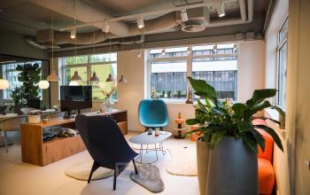 Rent office space P.J. Oudweg 41, Almere (2)