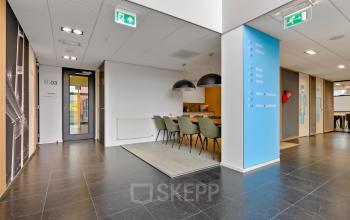 Rent office space Jool Hulstraat 2-14, Almere (3)