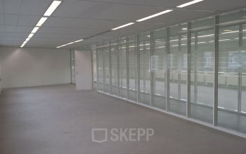 kantoorkamer kantoorruimte werkplek vergaderruimte Almere