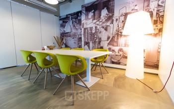 Meeting room office space