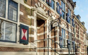 Exterior view of office building located at Stadsring 248-250, Amersfoort Centrum, featuring classic brick architecture ideal for office space rental.
