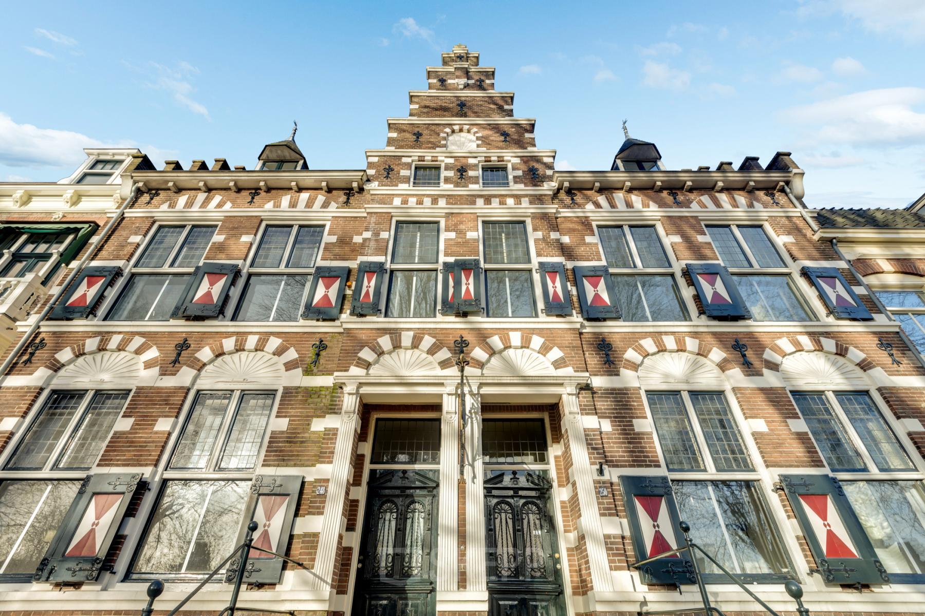 Charming exterior view of the office building at Stadsring 248-250 in Amersfoort Centrum, showcasing classic architectural design ideal for office space rental.