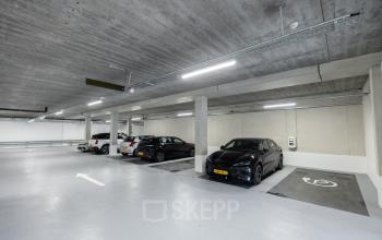Spacious parking area available for office space rental at Willem Fenengastraat 16, Amsterdam Amstel.