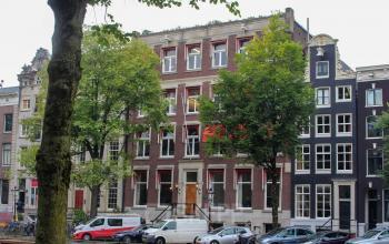 Exterior view of an office building at Singel 126, Amsterdam Center, suitable for office space rental.