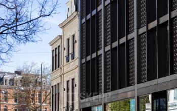 Exterior view of office building at Pieter Cornelisz. Hooftstraat 7, Amsterdam Center, showcasing a modern facade. Ideal location for office space rental.