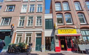 Exterior view of building at Korte Leidsedwarsstraat 133A 133A, Amsterdam Center, showcasing potential office space rental opportunities.