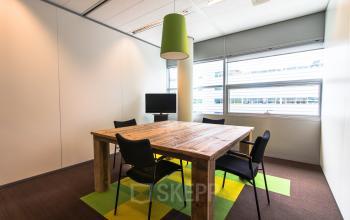 Multiple conference rooms available