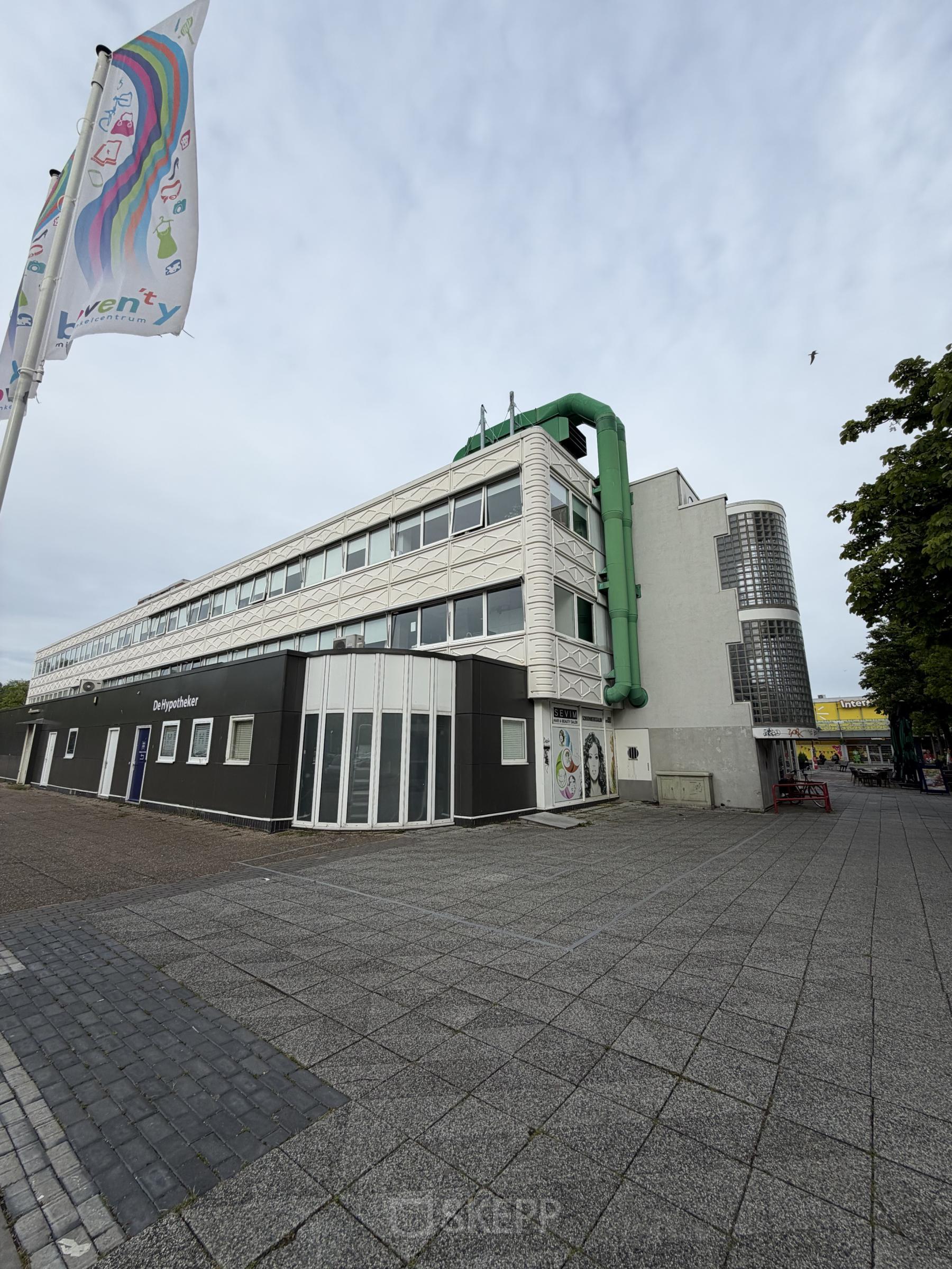 Exterior view of an office building located at Buikslotermeerplein 430, Amsterdam North, ideal for office space rental.