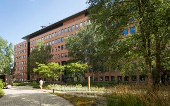 Exterior view of an office building located at Hullenbergweg 109-135 in Amsterdam South East, suitable for office space rental.