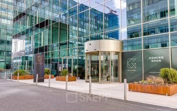 Exterior view of an office building at Herikerbergweg 290, Amsterdam South East, available for office space rental.