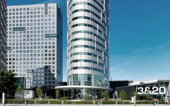 Modern office building at De Entree 99-197, Amsterdam South East, available for office space rental.