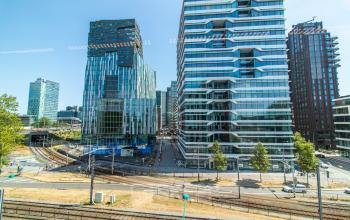 Exterior view of office buildings at Gustav Mahlerlaan 1212, Amsterdam Zuidas, ideal for office space rental.