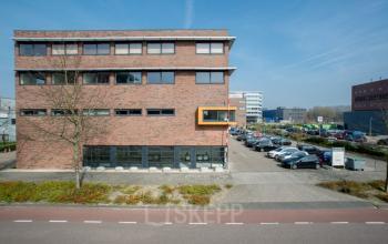 kantoorpand in Amsterdam aan de Paasheuvelweg kantoorruimte huren