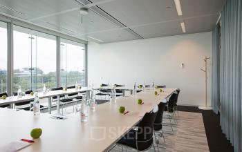 amsterdam amstelveenseweg vergaderruimte te huur kantoorruimte uitzicht meubilair