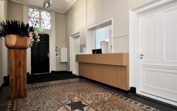 receptiebalie aanwezig in amsterdam rapenburgerstraat centrum hoofdstad