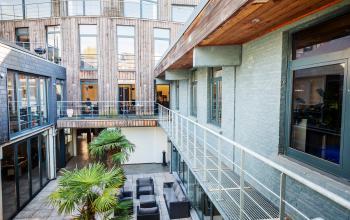 dendermondestraat antwerpen kantoor te huur patio