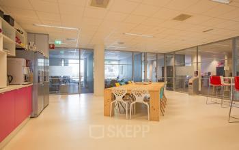 flexplek huren aan amalialaan in baarn met keuken