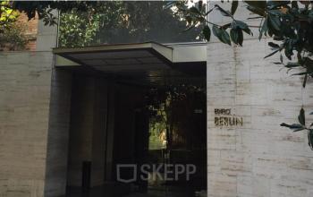 Fachada de una de las oficinas disponibles en Cityparc Cornella