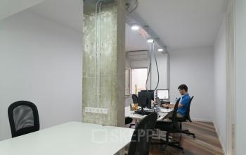 Ven a trabajar con nosotros en Carrer de Bailén 71