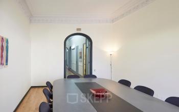 Otra vista de la sala de reuniones en Carrer de Balmes 76