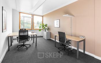 Heller Büroraum mit moderner Ausstattung zur Miete in der Inneren Margarethenstrasse 5, Basel Altstadt Kleinbasel.