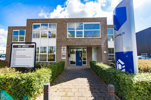 Rent office space Middelweg 25, Beek Lb (3)