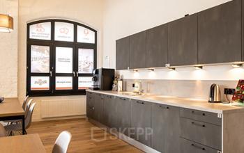 Bürogebäude in Berlin mit moderner Küche
