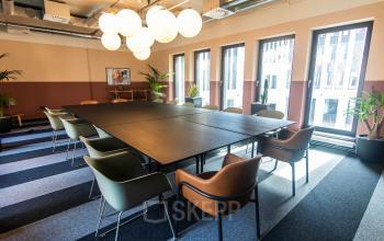 Büro mieten im Business Center mit modernem Konferenzraum in Berlin Kreuzberg