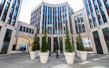 Repräsentative Außenansicht vom Business Center in Berlin Kreuzberg an der Stresemannstraße