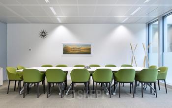 Großer Konferenzraum des Business Centers in Berlin an der Greifswalder Straße