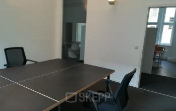 Beeindruckende Büros zur Miete in der Immobilie in der Belziger Straße in Berlin