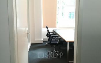 Helles Büro mieten in Berlin Schöneberg