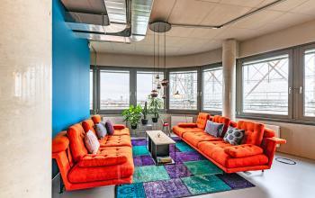 Colourful Business Lounge in the Business Center in Berlin