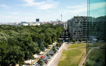 Büroraum zur Miete im Bürogebäude mit Aussicht auf den Tiergarten Berlin