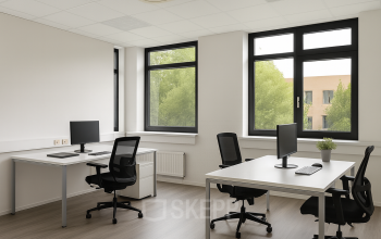 Bright, furnished office space rental with desks and computers, suitable for business professionals at Druivenstraat 25-31 in Breda Oost.