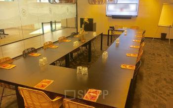 vergaderruimte met een gezellige sfeer