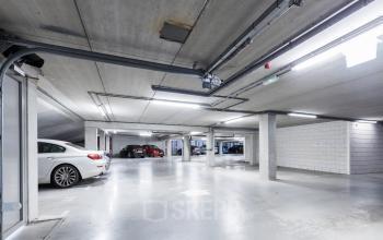 Spacious underground parking area at Zutphenseweg 29, perfect for those renting office space in Deventer. Modern facilities support seamless office space rental.