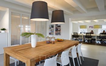 werkplek kantoorgebouw lunchtafel huur SKEPP