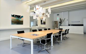 vergaderen in dordrecht vergaderzaal gemeubileerd kantoor dordrecht wolwevershaven