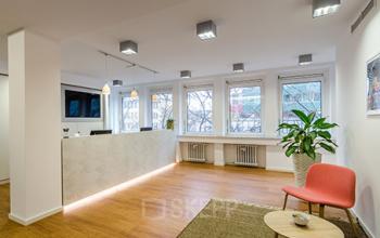 Moderner Empfangsbereich des Business Centers in Düsseldorf-Altstadt, Königsallee