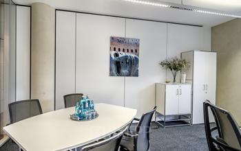 Helles Büro mieten in Düsseldorf