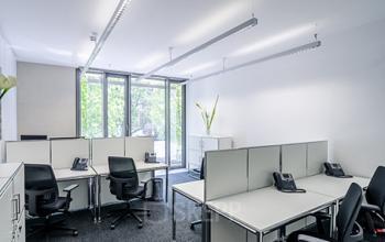 Helles Büro mieten in der Immobilie in Düsseldorf Altstadt