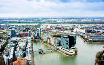 Modernes Büro mieten im repräsentativen Medienhafen in Düsseldorf