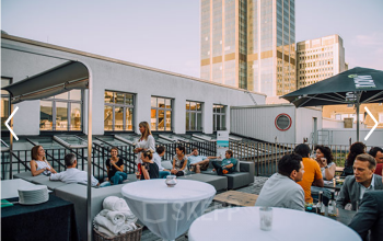 Imposante Dachterasse in Düsseldorf Altstadt