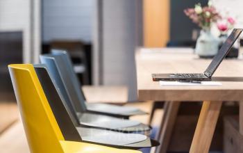 Hochwertige Arbeitsplätze in Düsseldorf mieten